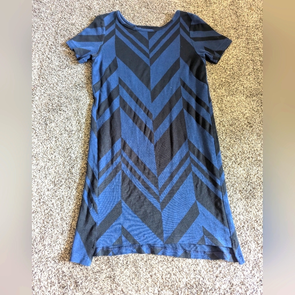 Anni kuan mid length dress size medium
